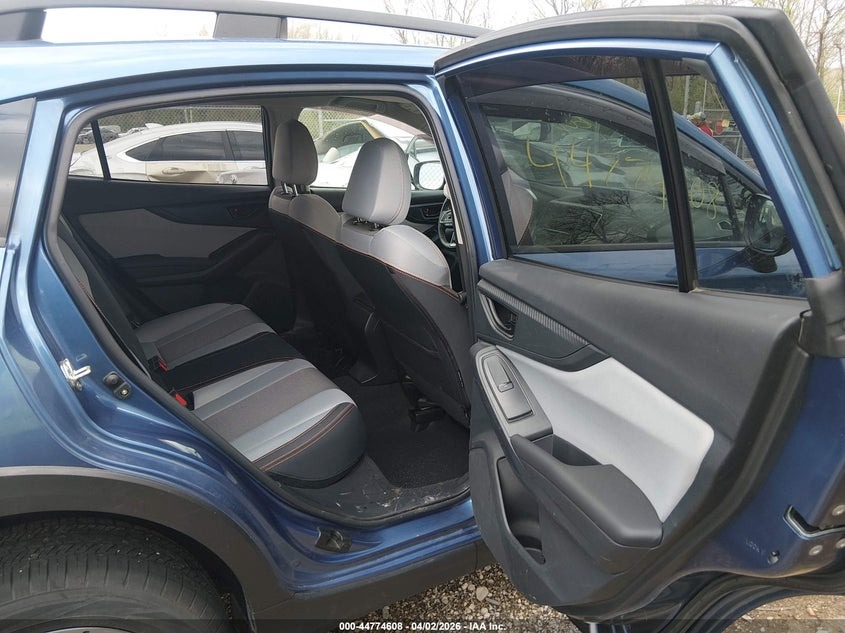 Blue Subaru Crosstrek 136343